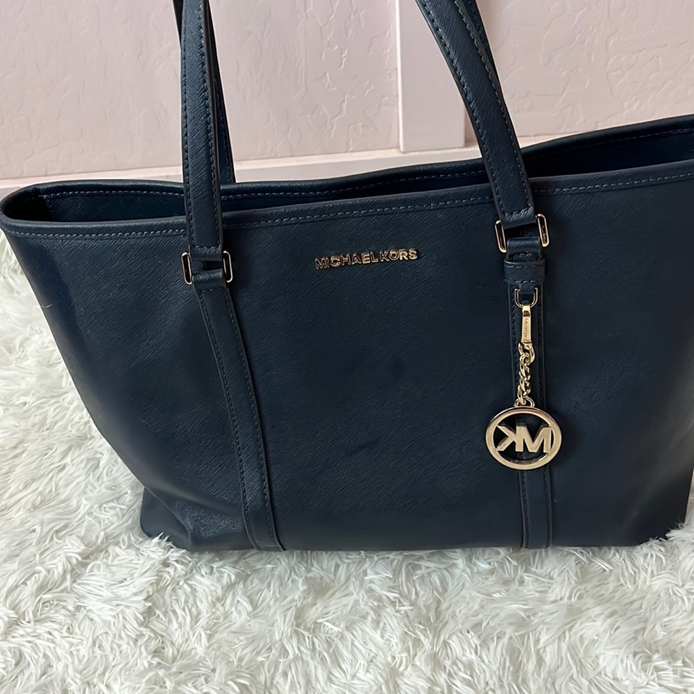 Michael kors tote